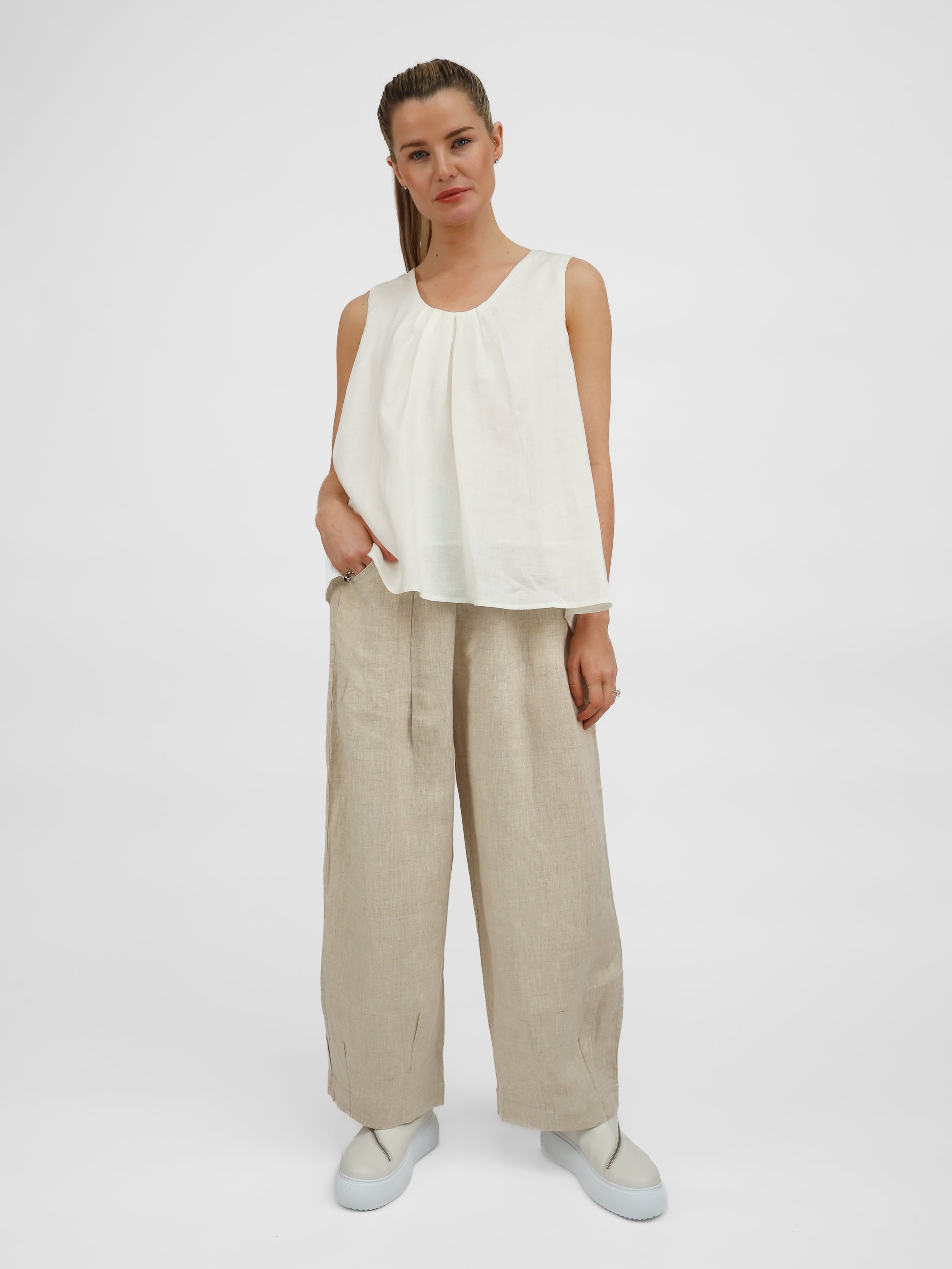 Diffusion by Kate Pants Frankie Pure Linen Wide-Leg Pants in Sand