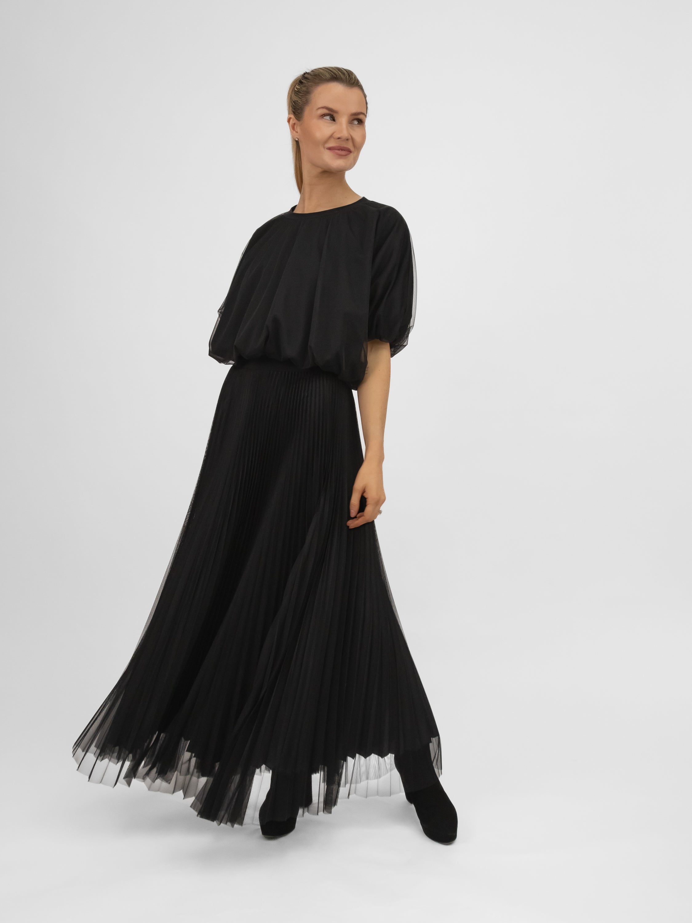 Italian Collection Long Pleated Tulle Skirt in Black