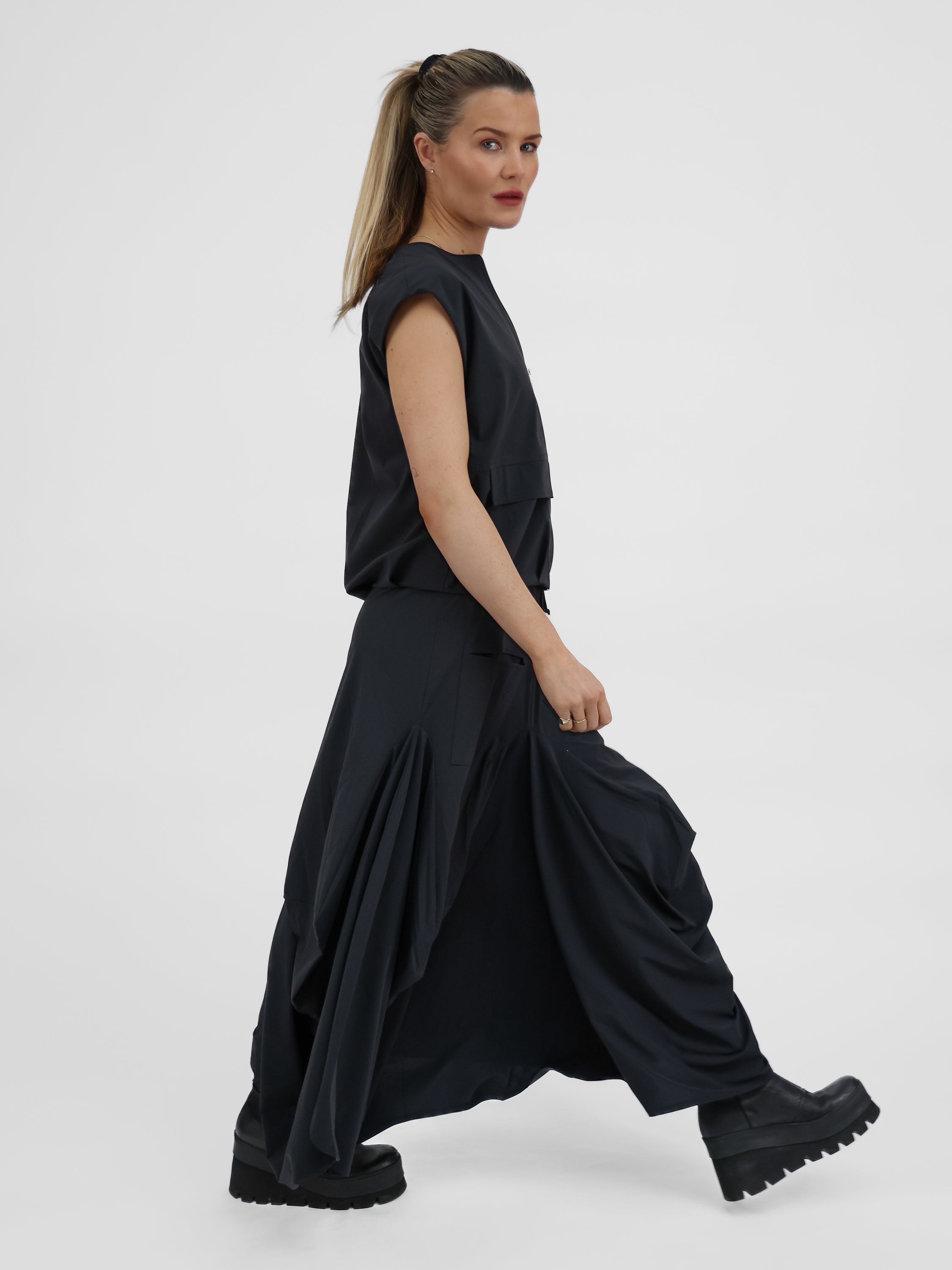 Jane Lushka Vest Ursula Vest Technical Jersey in Black